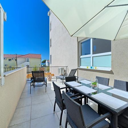 Terrace Apartment Danny Kaštela Zewnętrze zdjęcie