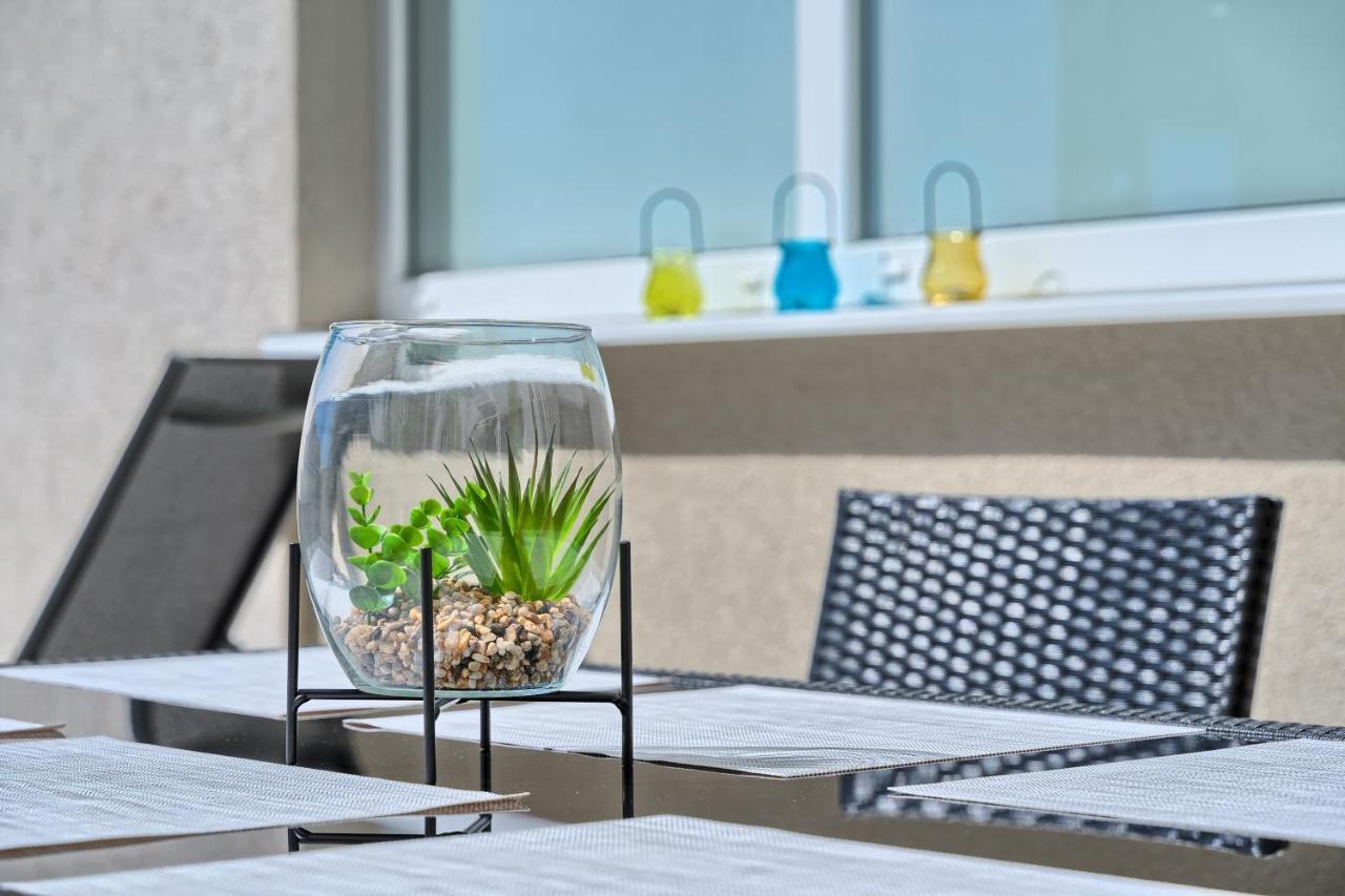 Terrace Apartment Danny Kaštela Zewnętrze zdjęcie